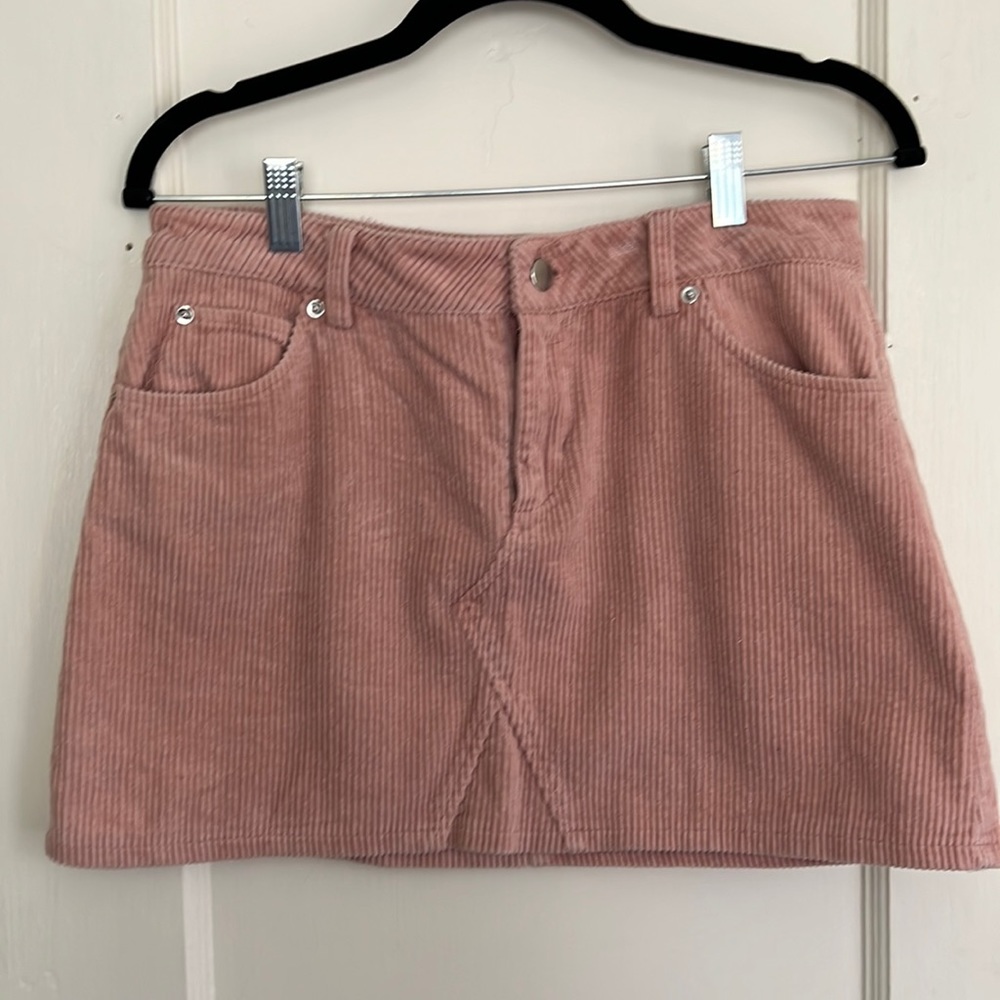 Forever 21 corduroy dusty pink mini skirt size large